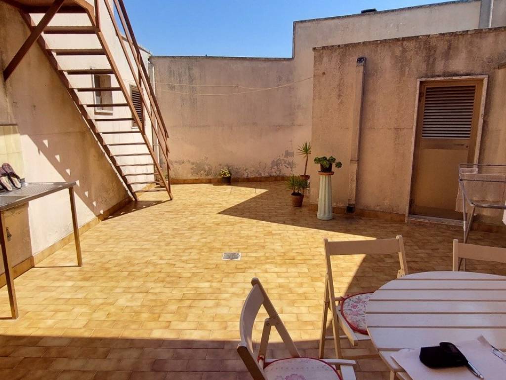 casa indipendente in vendita a Scorrano