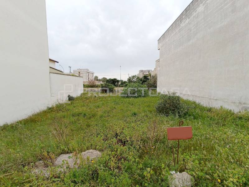 casa indipendente in vendita a Scorrano