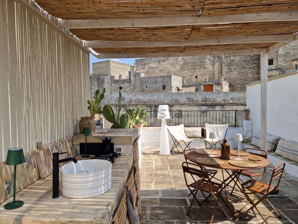 casa indipendente in vendita a Scorrano