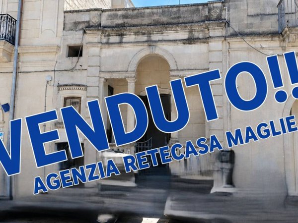 casa indipendente in vendita a Scorrano