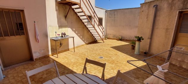 casa indipendente in vendita a Scorrano