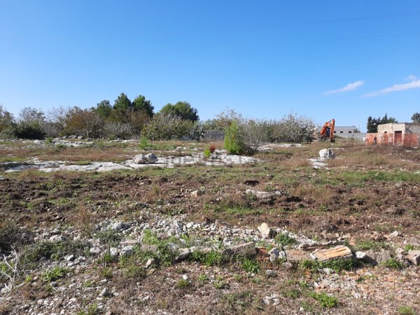 terreno edificabile in vendita a Scorrano