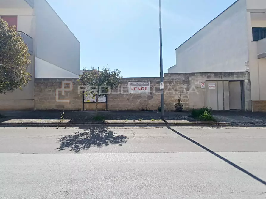 casa indipendente in vendita a Scorrano