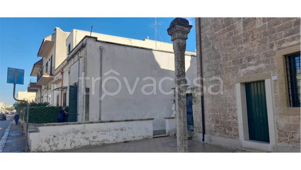casa indipendente in vendita a Scorrano