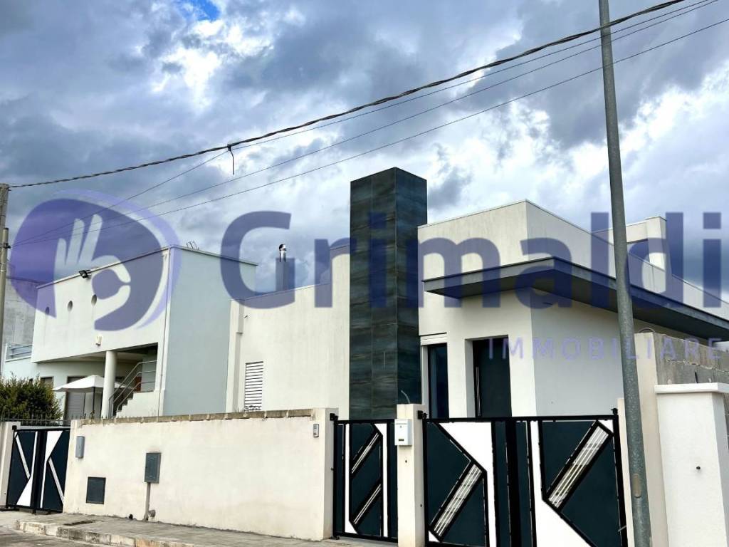 casa semindipendente in vendita a Scorrano