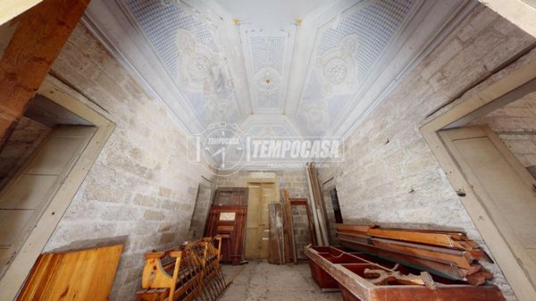 negozio in vendita a Scorrano