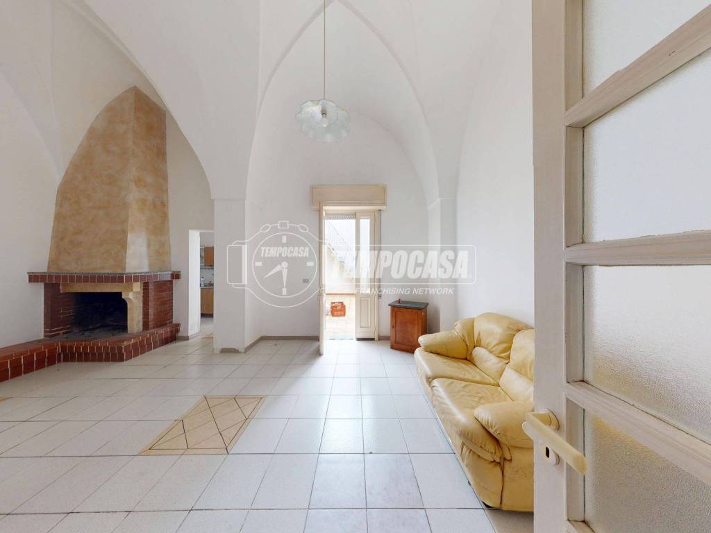 casa indipendente in vendita a Scorrano