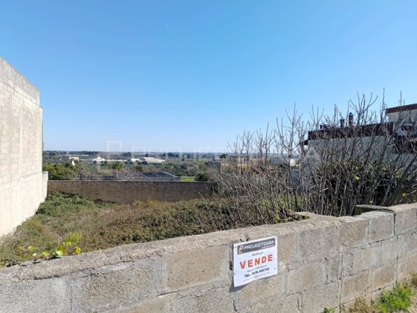 casa indipendente in vendita a Scorrano