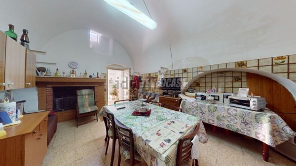 casale in vendita a Scorrano