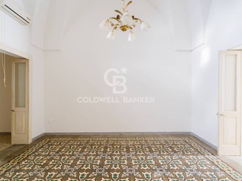 casa indipendente in vendita a Scorrano