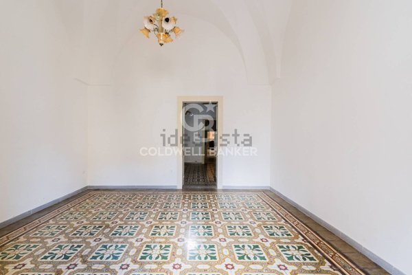 casa indipendente in vendita a Scorrano