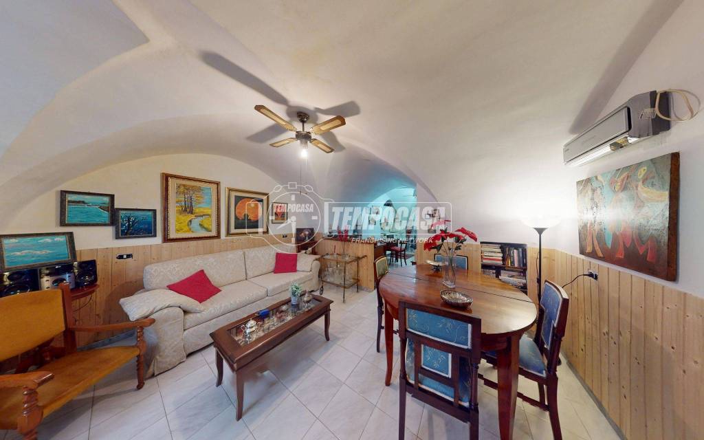 casa indipendente in vendita a Scorrano