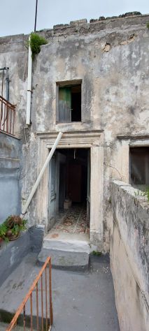 casa indipendente in vendita a Scorrano