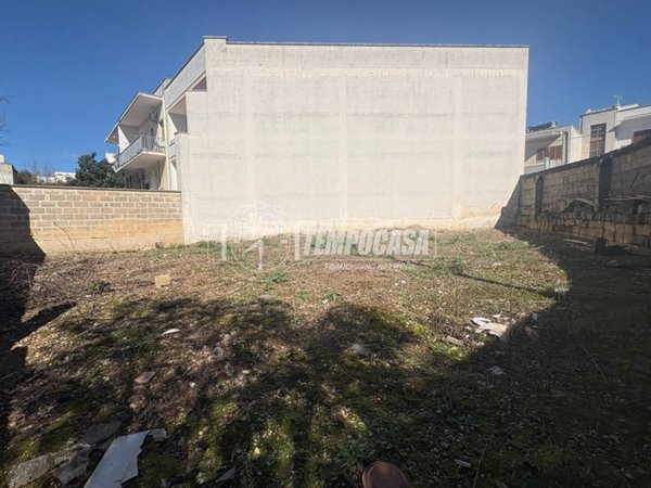 casa indipendente in vendita a Scorrano