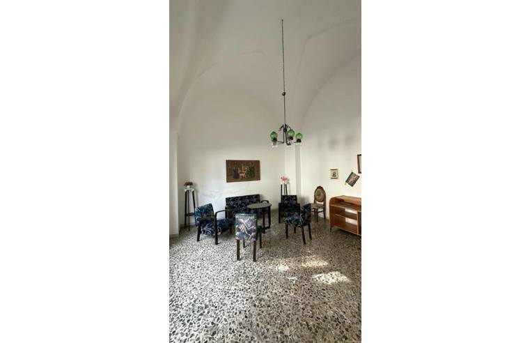 casa indipendente in vendita a Scorrano