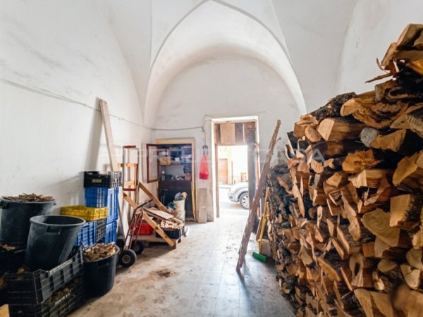 casa indipendente in vendita a Scorrano