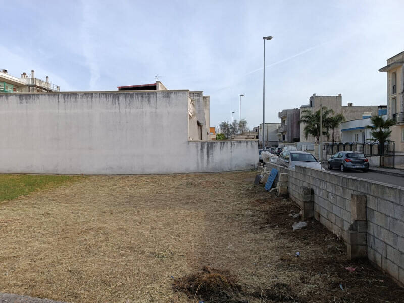 terreno edificabile in vendita a Scorrano