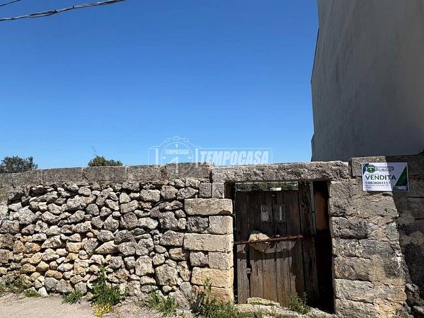 casa indipendente in vendita a Scorrano