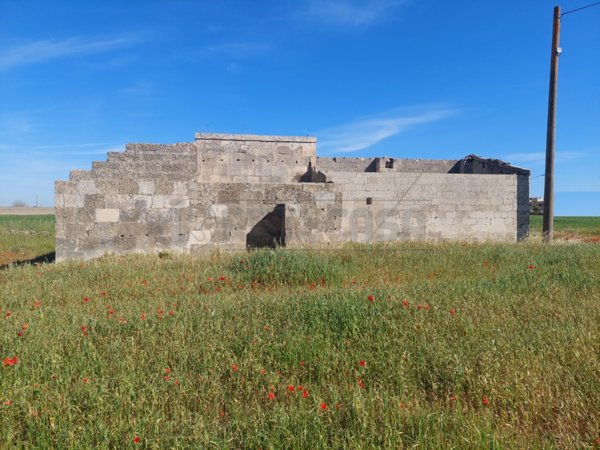 casale in vendita a Scorrano