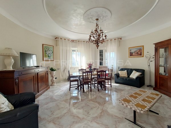 casa indipendente in vendita a Scorrano