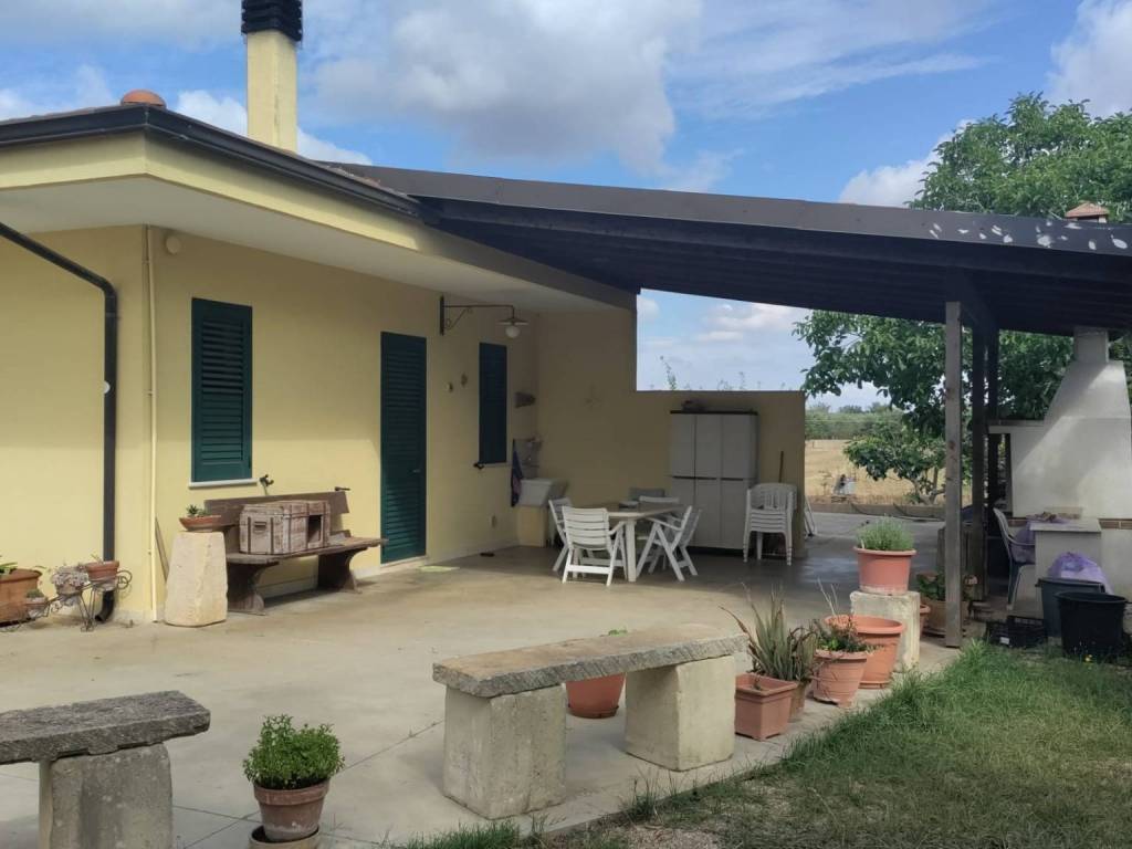villa in vendita a Sogliano Cavour