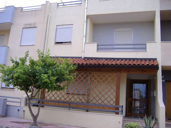 casa indipendente in vendita a Sogliano Cavour