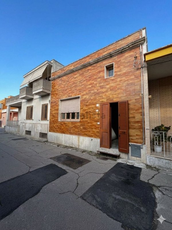 casa indipendente in vendita a Sogliano Cavour