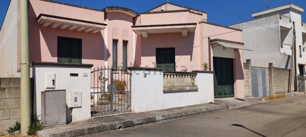 casa indipendente in vendita a Sogliano Cavour