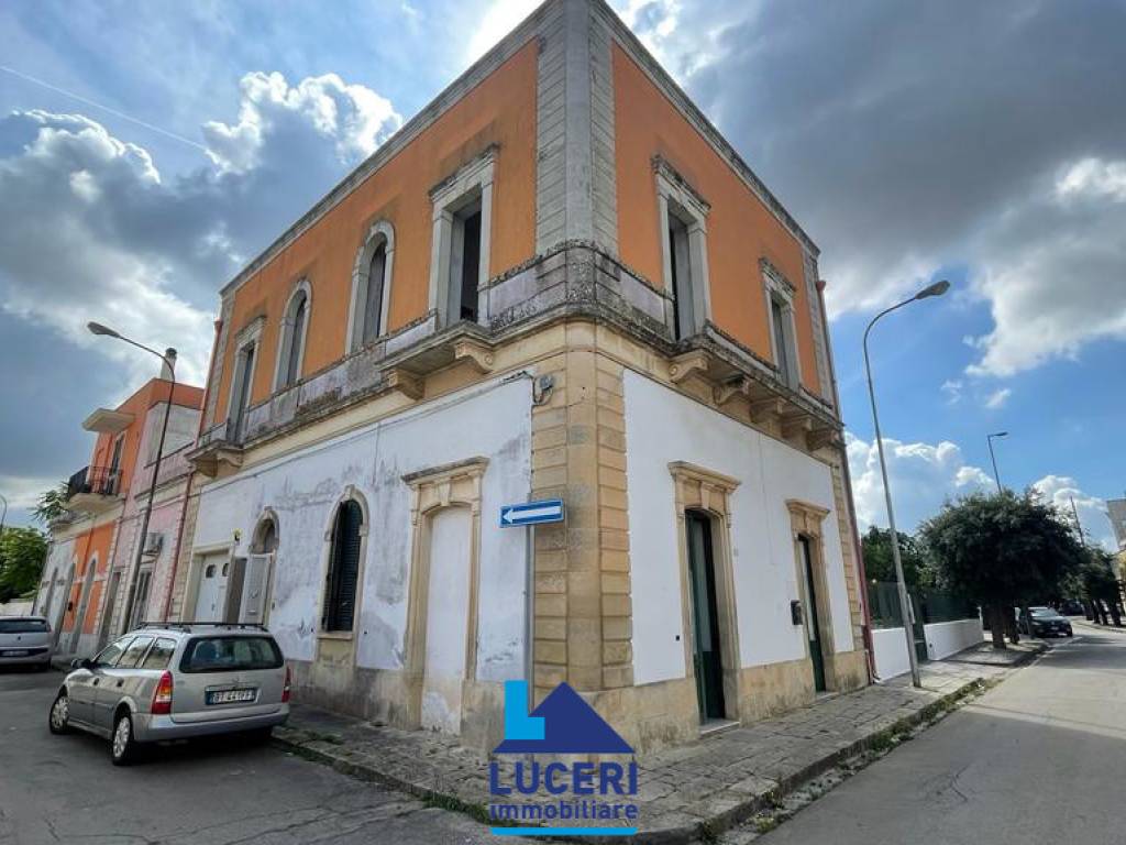 casa semindipendente in vendita a Soleto