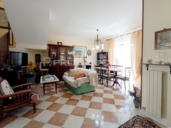 casa indipendente in vendita a Soleto