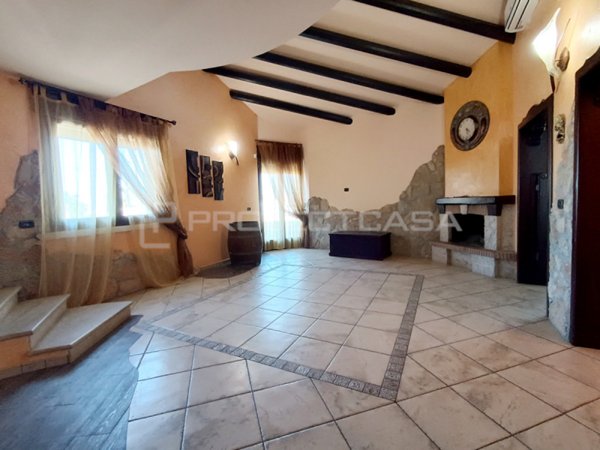 casa indipendente in vendita a Soleto