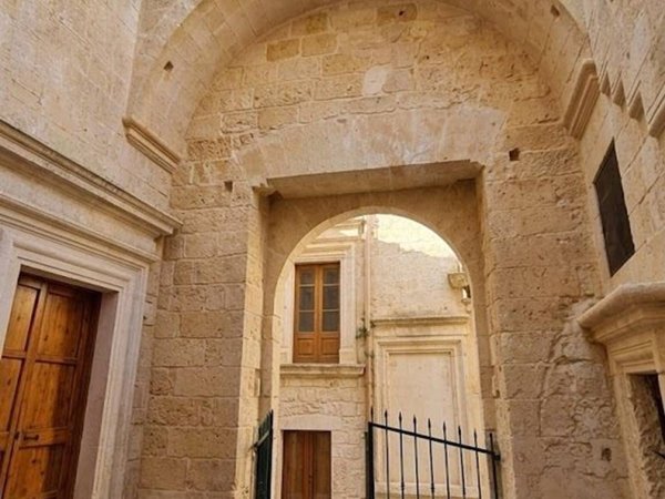 casa indipendente in vendita a Soleto