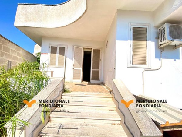 casa indipendente in vendita a Soleto