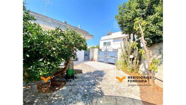casa indipendente in vendita a Soleto
