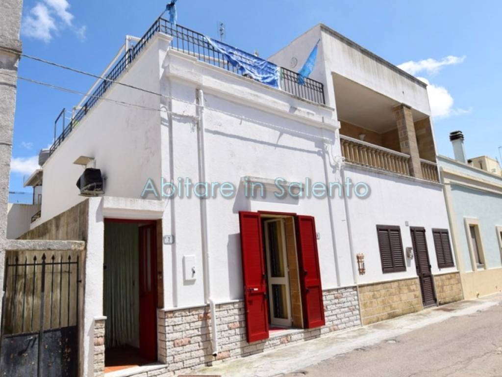 casa indipendente in vendita a Specchia