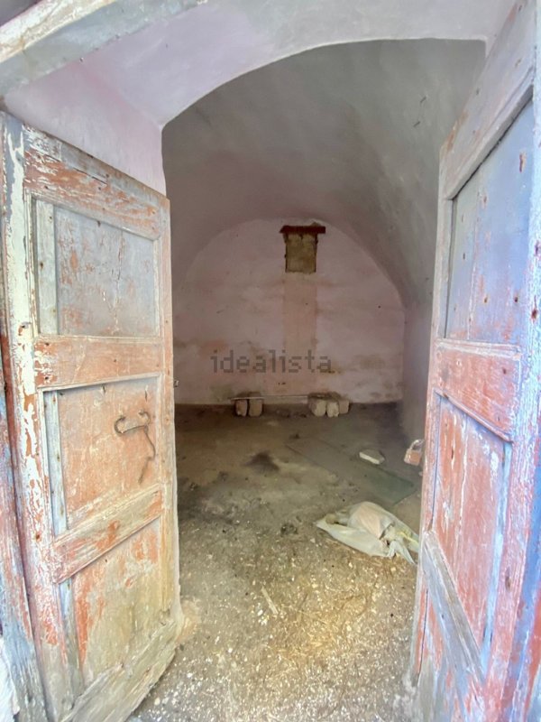 esavano in vendita a Specchia