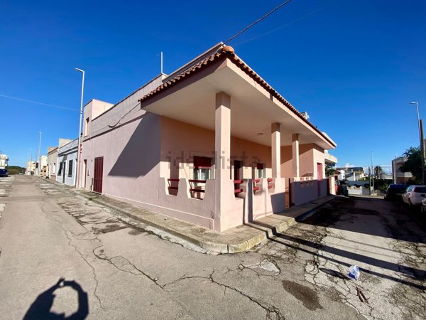 casa indipendente in vendita a Specchia