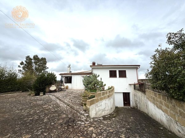 casa indipendente in vendita a Specchia