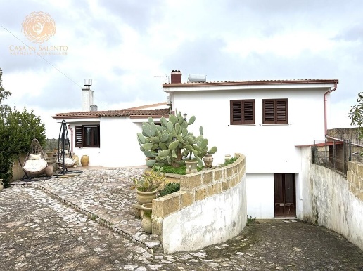 casa indipendente in vendita a Specchia