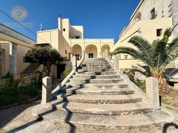 casa indipendente in vendita a Specchia