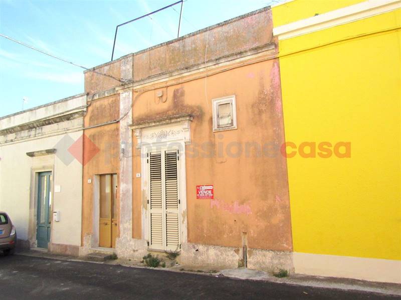 casa indipendente in vendita a Spongano