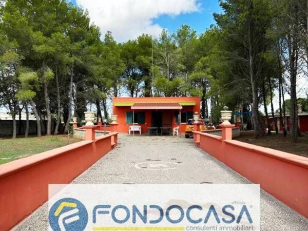 casa indipendente in vendita a Spongano