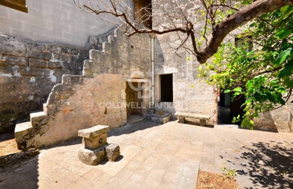 casa indipendente in vendita a Spongano