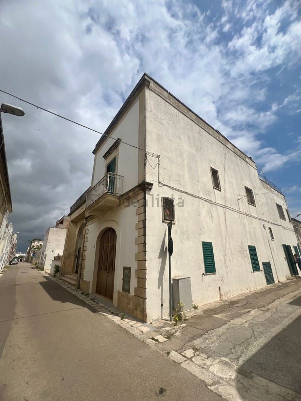 casa indipendente in vendita a Spongano