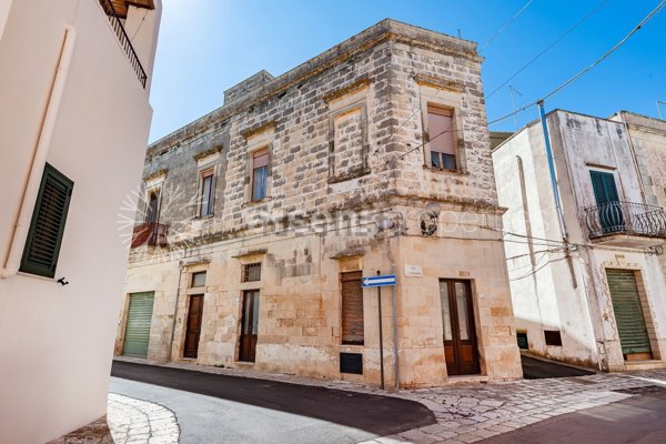 casa indipendente in vendita a Spongano