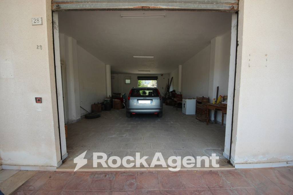 casa indipendente in vendita a Spongano