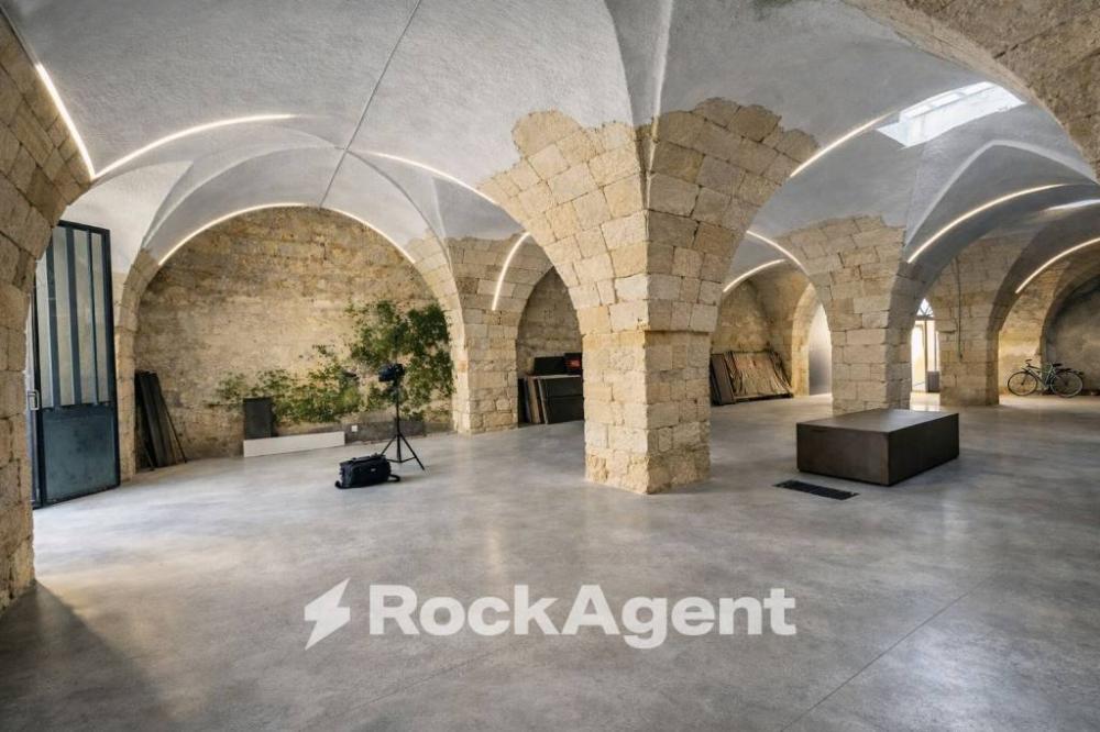 locale commerciale in vendita a Spongano