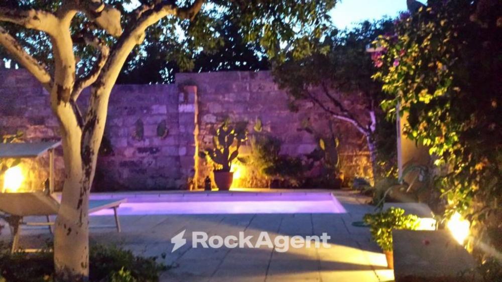 casa indipendente in vendita a Spongano