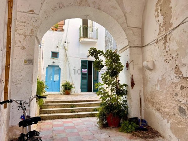 casa indipendente in vendita a Spongano