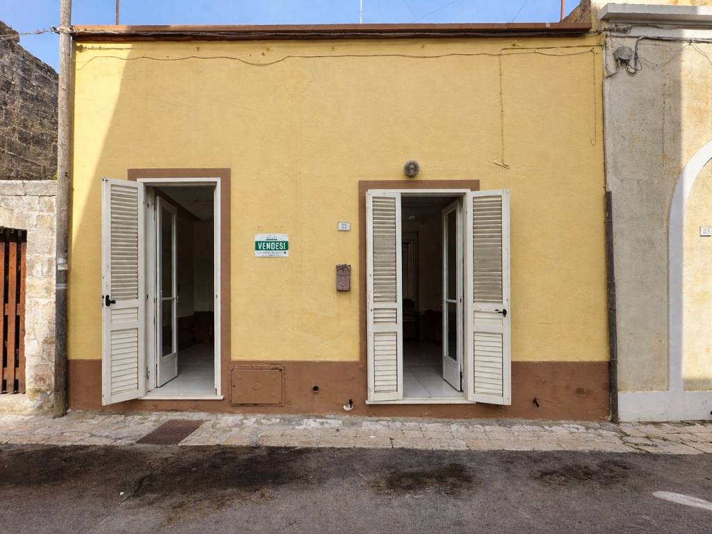 casa indipendente in vendita a Spongano